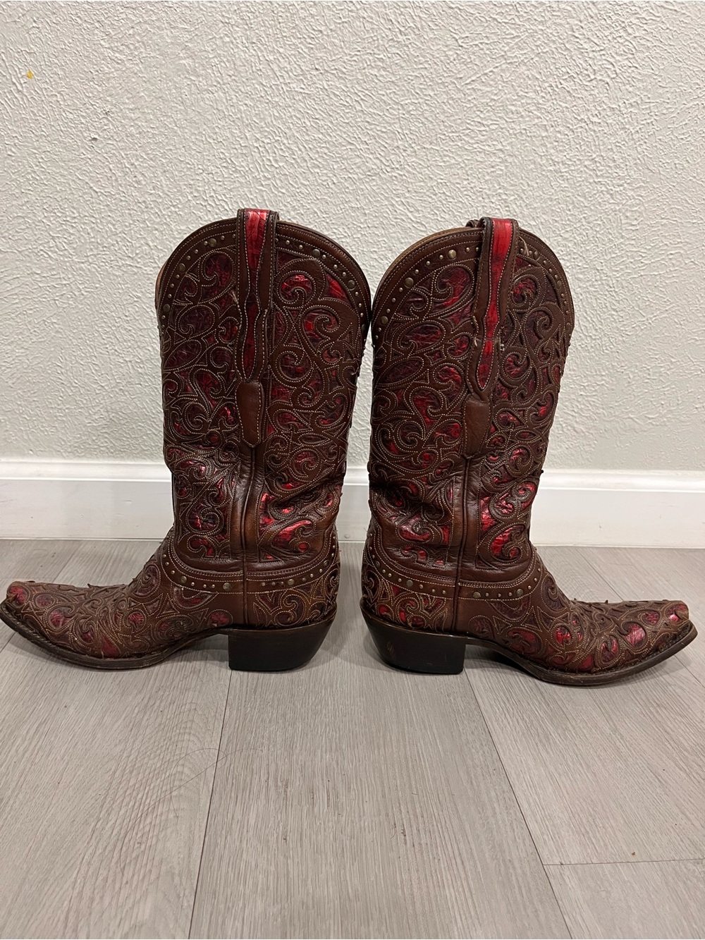 Lucchese Brown Leather Cowboy Boots with Red Inlay - Picture 9 of 10